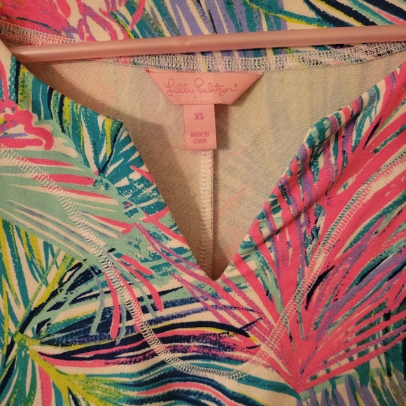 XS Lilly Pulitzer Scarlet Macaw Joyce Shift in EUC - Picture 5 of 7